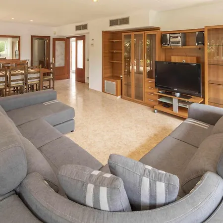 Chalet Casa Con Piscina En Vilobi Donyar