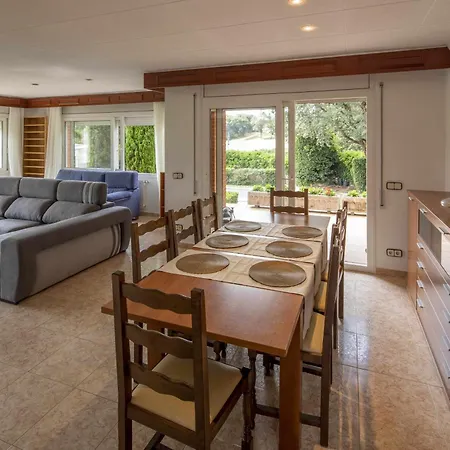Casa Con Piscina En Vilobi Donyar Chalet *