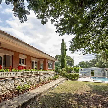 Casa Con Piscina En Vilobi Donyar